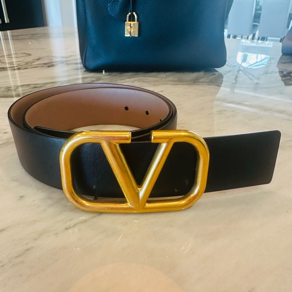 Valentino Garavani Leather Reversible Belt - 75